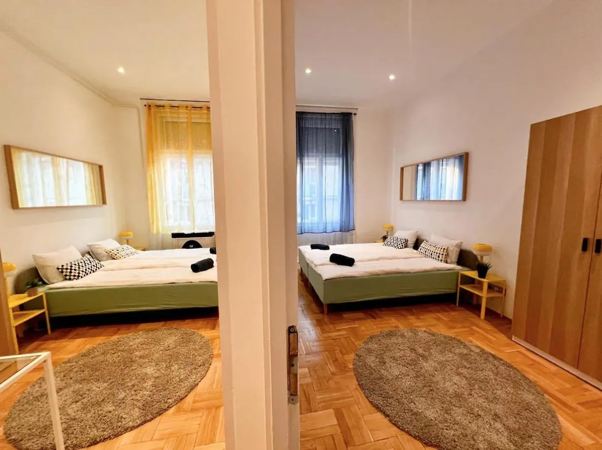 Double Treat Central Apartment By Nw Budapest