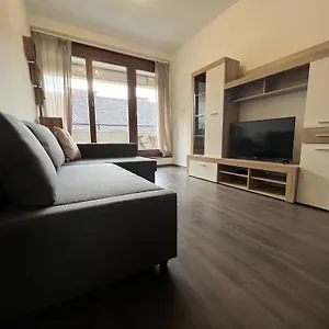 Bphomes דירה