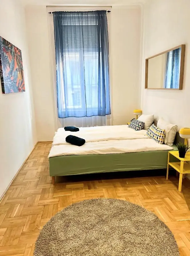 Double Treat Central Apartment By Nw Budapest