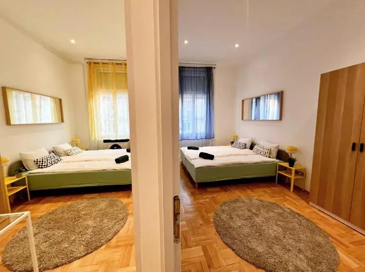Double Treat Central Apartment By Nw Budapest
